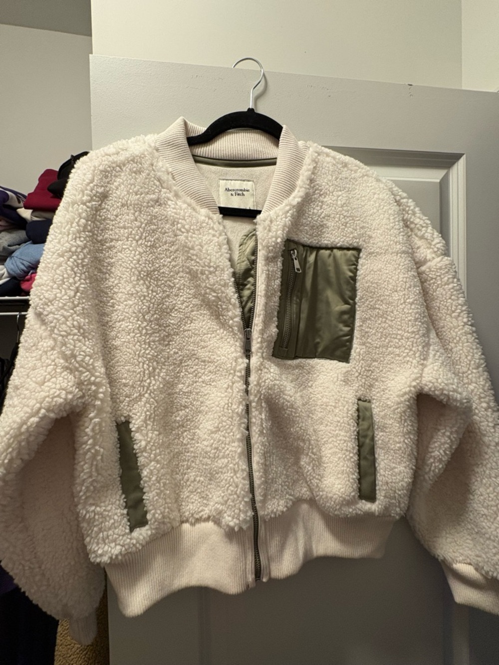 Abercrombie & Fitch Women's Cream Sherpa Bomber Jacket